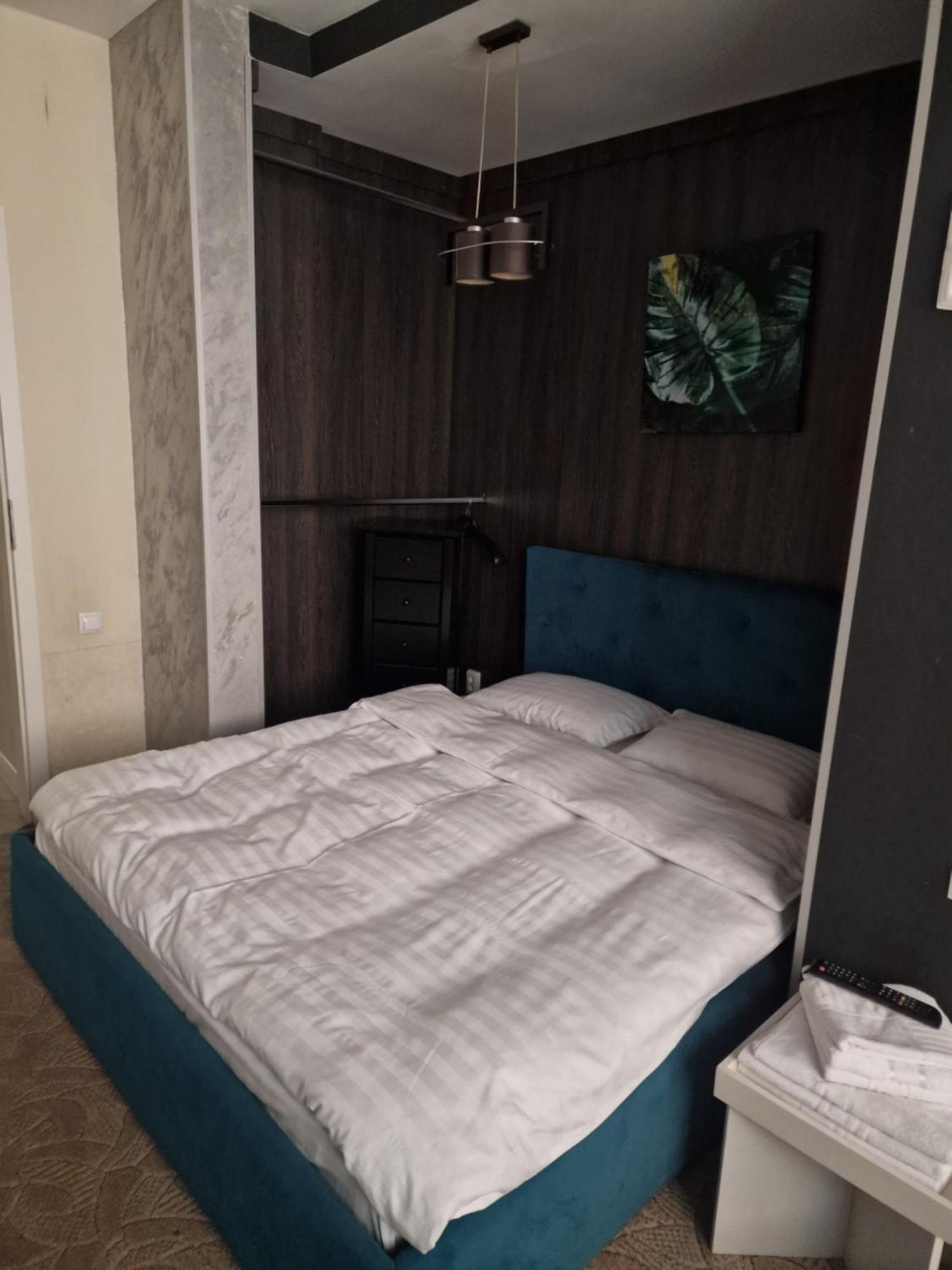 Hotel Jolie Apartments Galati  Phòng bức ảnh