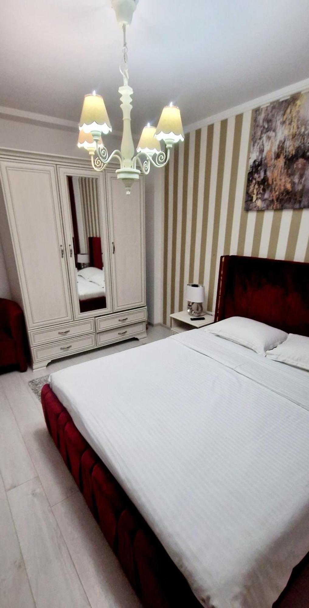 Hotel Jolie Apartments Galati  Ngoại thất bức ảnh