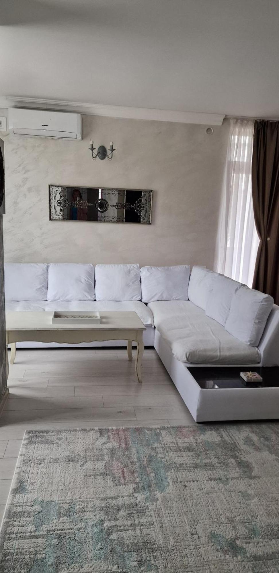 Hotel Jolie Apartments Galati  Ngoại thất bức ảnh